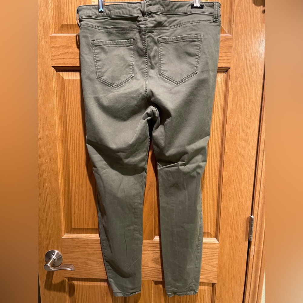 Liverpool olive jeans 16/33
